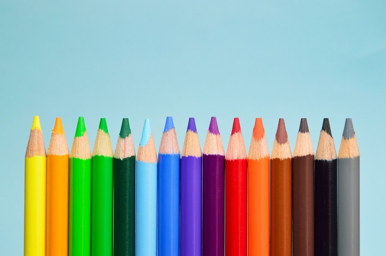 lápices de muchos colores