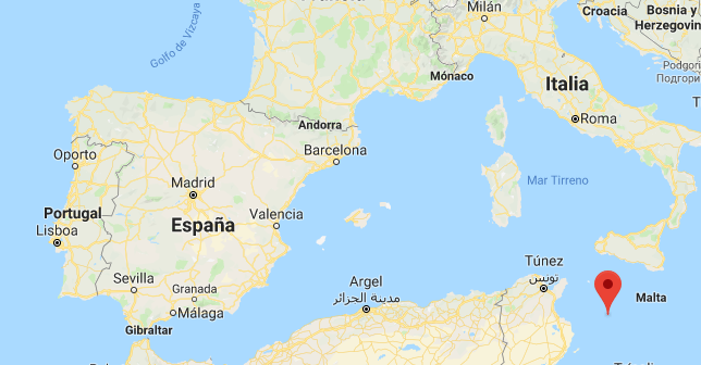 mapa en el que se ve España e Italia y se señala la isla Lampedusa